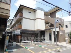 京都府京都市伏見区深草柴田屋敷町 3階建