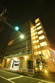 神奈川県横浜市西区戸部本町 8階建 築16年6ヶ月