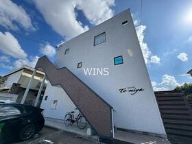 福岡県福岡市東区舞松原１ 3階建 築12年4ヶ月