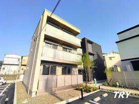 Ｓｈａ　Ｍａｉｓｏｎ　ＬＵＮＡ 3階建