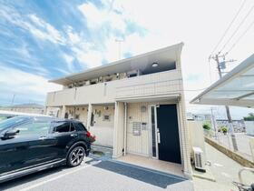 神奈川県藤沢市並木台１ 2階建 築13年7ヶ月