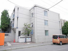 北海道札幌市北区北三十三条西７ 3階建 築35年11ヶ月