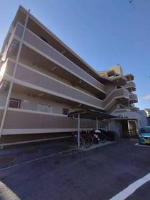 広島県広島市安芸区中野２ 3階建 築30年4ヶ月