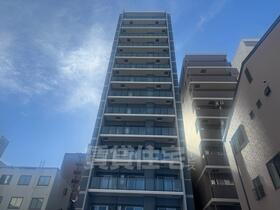 大阪府大阪市北区天満１ 14階建 