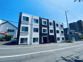 北海道小樽市富岡１ 3階建 築5年5ヶ月