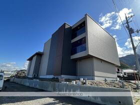 愛媛県四国中央市中曽根町 賃貸マンション