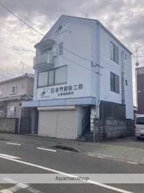 福岡県大野城市瓦田１ 3階建