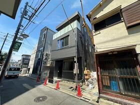 ＨＥＢＥＬＨＡＵＳ北千住 3階建