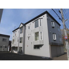 ロイヤルハイツＨＩ