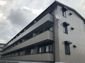 神奈川県川崎市麻生区上麻生３ 3階建 築21年4ヶ月