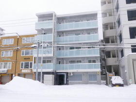 北海道札幌市中央区北六条西２０ 5階建 築3年5ヶ月