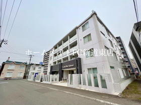 北海道札幌市白石区菊水一条４ 4階建 築11年5ヶ月