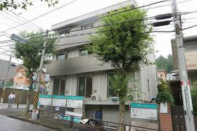 神奈川県川崎市宮前区有馬８ 3階建 築7年10ヶ月
