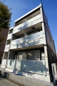 神奈川県横浜市中区上野町２ 3階建 築8年1ヶ月