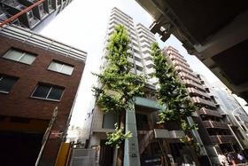 東京都港区西麻布２ 地上14階地下1階建