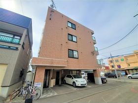 北海道札幌市西区八軒六条東５ 4階建 築21年4ヶ月