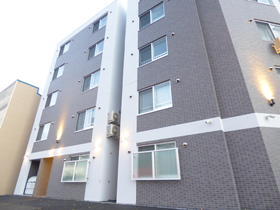 北海道札幌市中央区南五条東２ 5階建 築5年9ヶ月