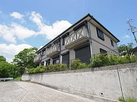 兵庫県神戸市垂水区つつじが丘５ 2階建