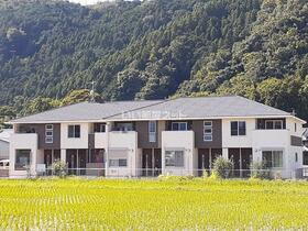 三重県名張市朝日町 2階建