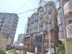 六甲石橋プラザ 6階建