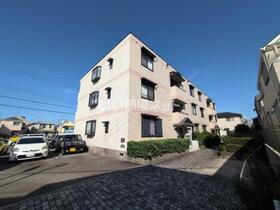 兵庫県伊丹市鈴原町９ 賃貸アパート