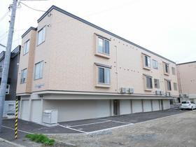 北海道札幌市北区篠路五条８ 3階建 築6年6ヶ月