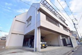 広島県広島市西区高須２ 3階建 築45年1ヶ月