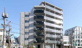 東京都港区南青山７ 8階建 築2年4ヶ月