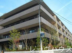 福岡県福岡市中央区平尾４ 4階建 築10年5ヶ月
