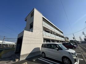 愛知県刈谷市松栄町１ 3階建 築5年3ヶ月
