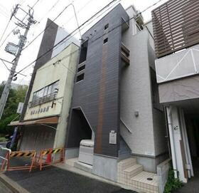 愛知県名古屋市中区新栄３ 賃貸アパート