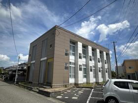 シェモア横越 2階建