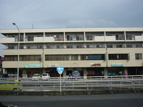 静岡県三島市東本町１ 4階建 築40年1ヶ月