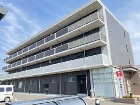 新潟県新潟市中央区和合町１ 4階建