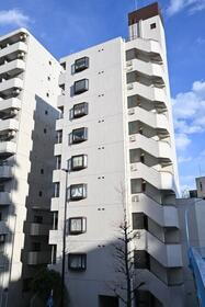 マートルコート中目黒 9階建