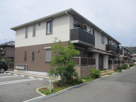 兵庫県姫路市広畑区小坂 2階建 築9年4ヶ月