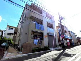 千葉県千葉市若葉区都賀３ 3階建 築9年8ヶ月