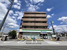 大阪府枚方市招提北町１ 5階建