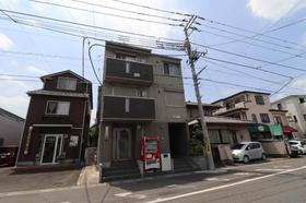 埼玉県さいたま市中央区本町西１ 3階建 築11年4ヶ月