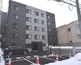 北海道札幌市中央区南十四条西７ 5階建 築2年6ヶ月