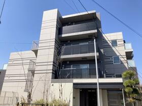 Ｌａ　Ｄｏｕｃｅｕｒ成増 4階建
