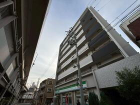 ウィスタリア立花