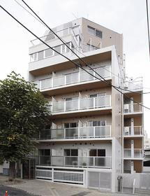 東京都文京区小石川３ 地上7階地下1階建 築15年10ヶ月