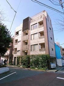 東京都港区白金３ 5階建 築17年1ヶ月