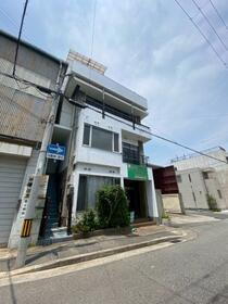 兵庫県神戸市長田区御蔵通７ 3階建 築54年8ヶ月
