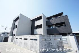 Ｓｈａｍａｉｓｏｎ　Ｅｂｉｎａ　ＩＩ 3階建