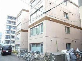 北海道札幌市中央区南八条西１０ 4階建 築30年6ヶ月