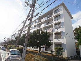 兵庫県神戸市垂水区上高丸１ 5階建 築56年11ヶ月