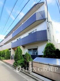 東京都豊島区雑司が谷１ 3階建 築11年9ヶ月