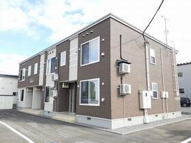 北海道深川市四条 賃貸アパート